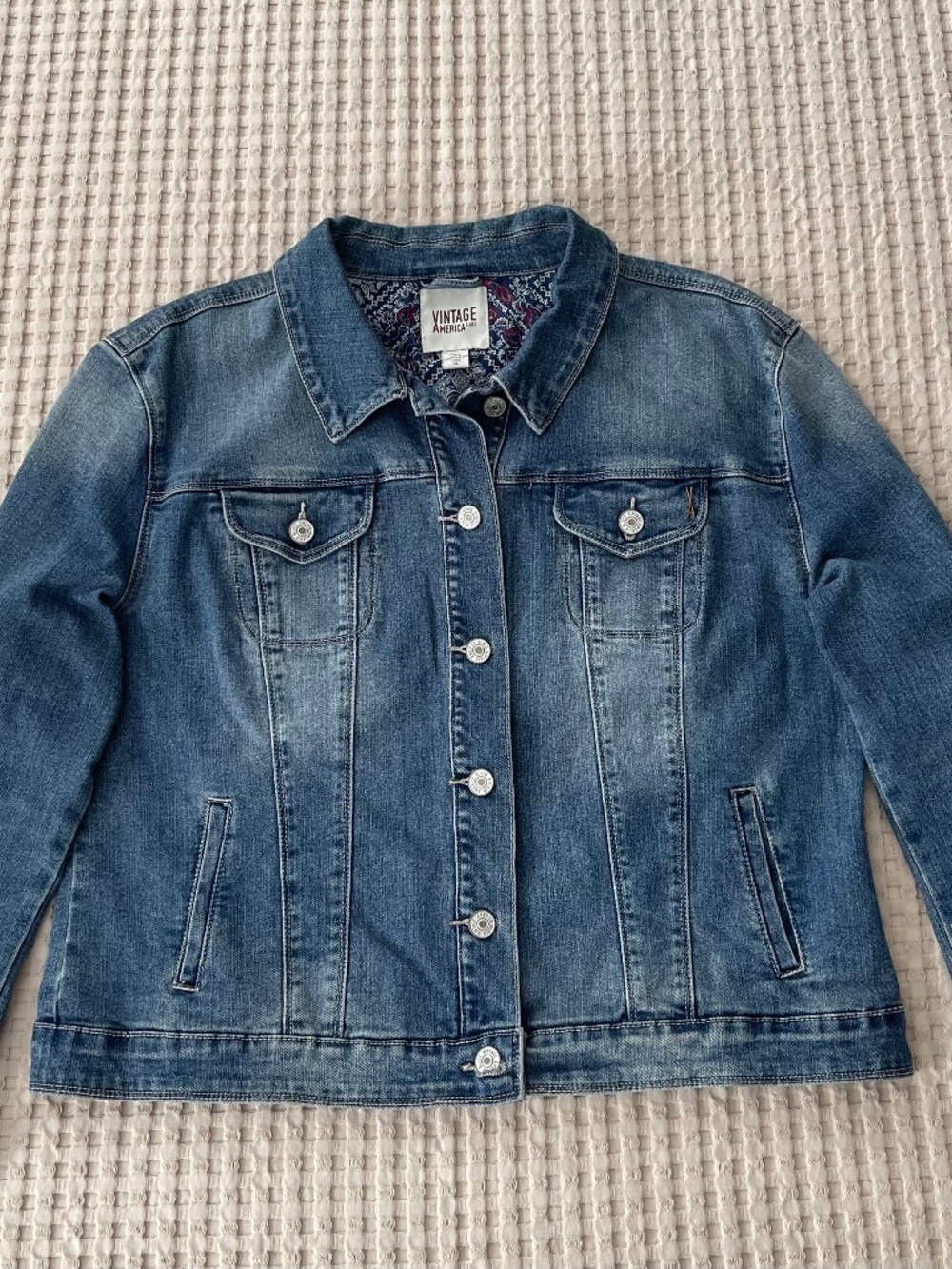 Vintage America Blues Denim Jacket Women's XL Paisley Detail